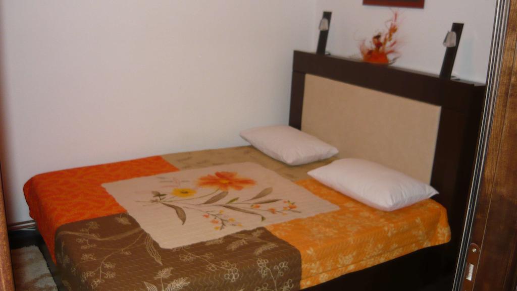 Hotel Zara Roman Ruang foto